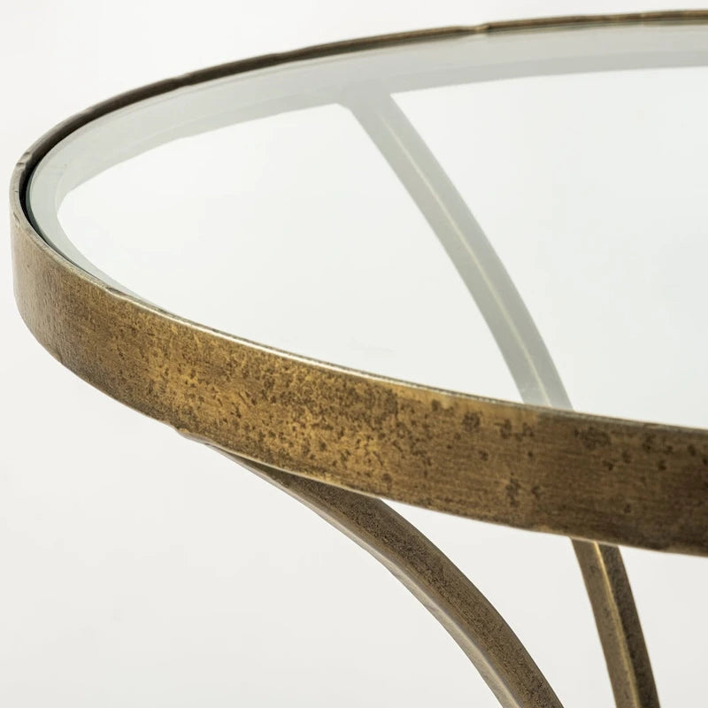 Runder Beistelltisch mit Glasplatte, goldfarbenem Metallgestell und weißem Marmorsockel