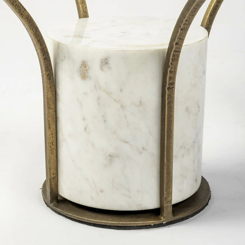 Table d’appoint ronde avec plateau en verre, métal doré et piédestal en marbre blanc